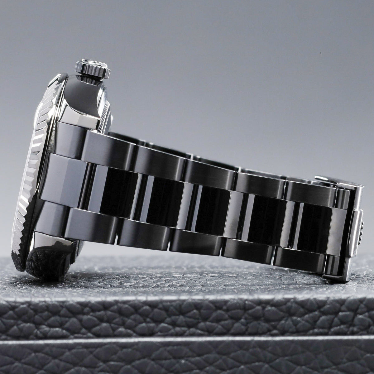 Blaken Rolex 2026 Complete 42mm Oystersteel Green Casino-Inspired Blaken Dial White Gold Fluted Bezel Oystersteel Oyster Bracelet 326934 Blaken