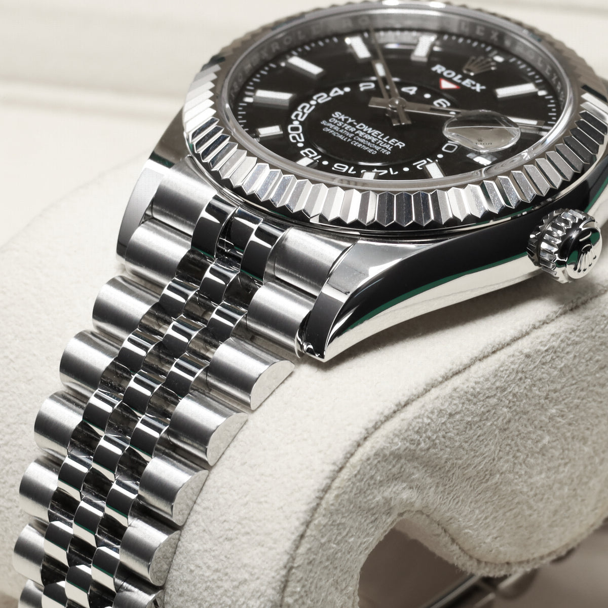Rolex Sky Dweller 2024 42mm Oystersteel Stainless Steel & 18K White Gold Bright Black Dial 18K White Gold Fluted Ring Command Bezel Oystersteel Stainless Steel Jubilee Bracelet 336934
