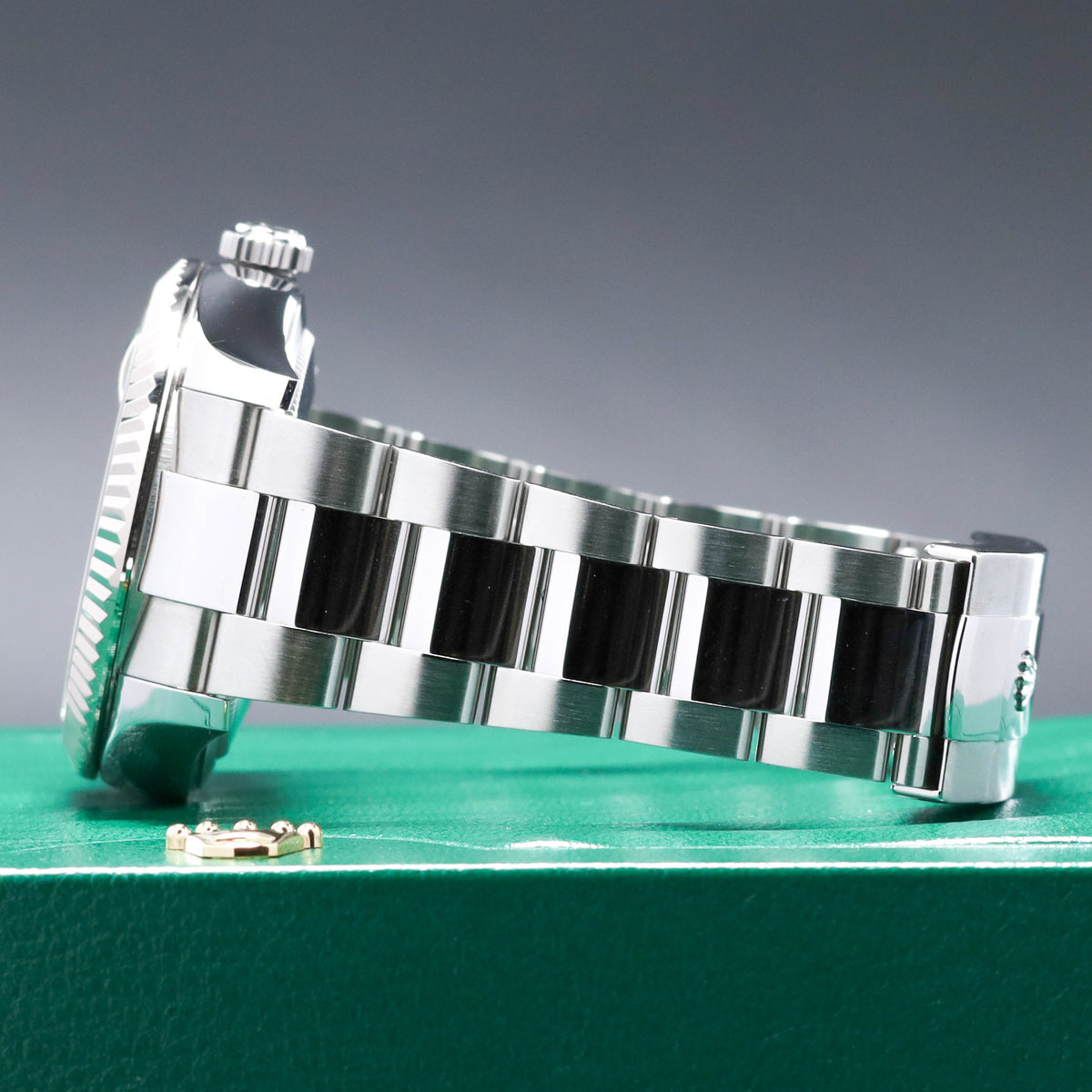 Rolex Skydweller 2024 Complete 42mm Oystersteel Mint Green Dial 18k White Gold Fluted Bezel Oyster Bracelet 336934