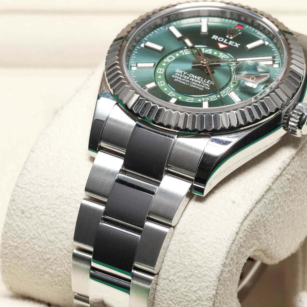 Rolex Skydweller 2024 Complete 42mm Oystersteel Mint Green Dial 18k White Gold Fluted Bezel Oyster Bracelet 336934