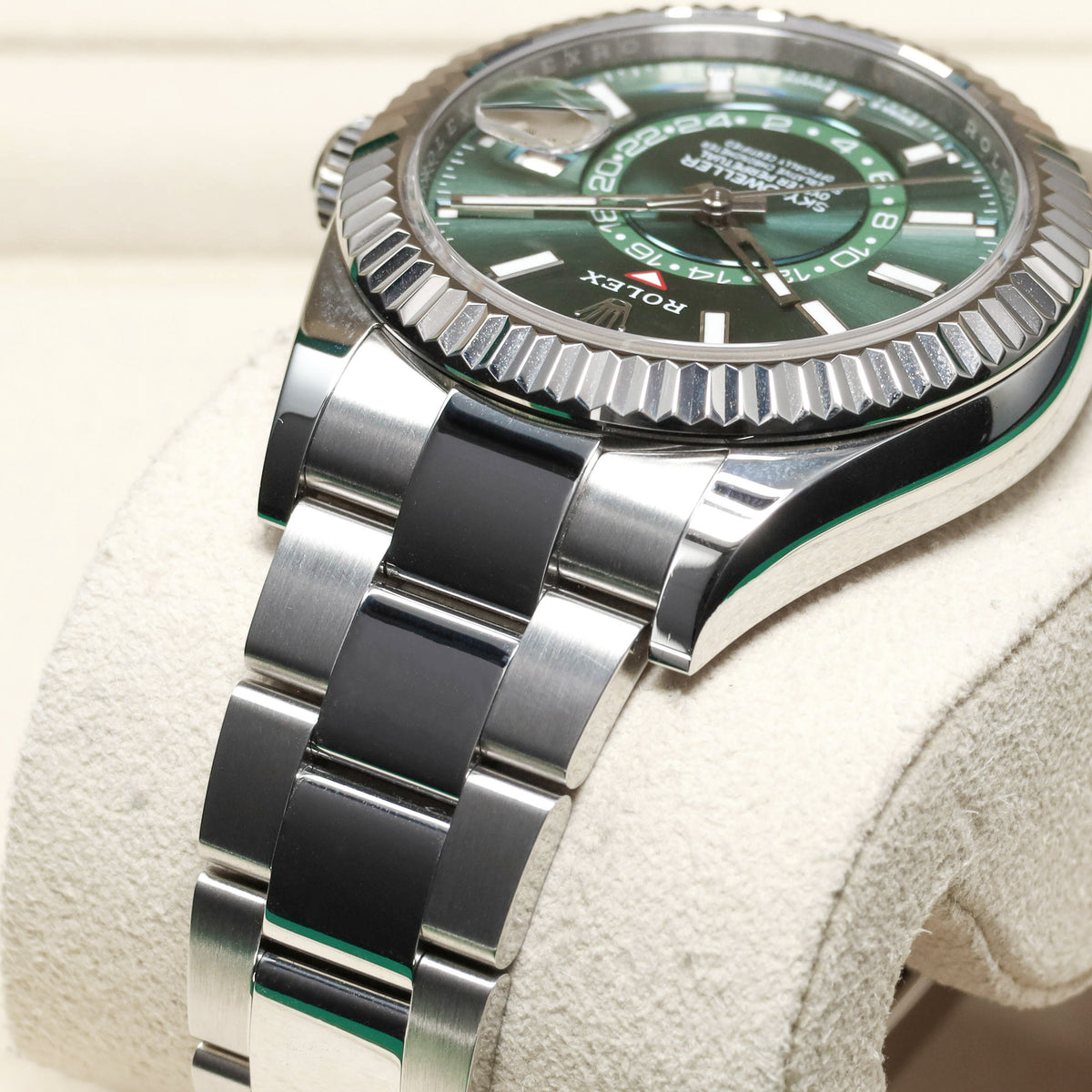 Rolex Skydweller 2024 Complete 42mm Oystersteel Mint Green Dial 18k White Gold Fluted Bezel Oyster Bracelet 336934