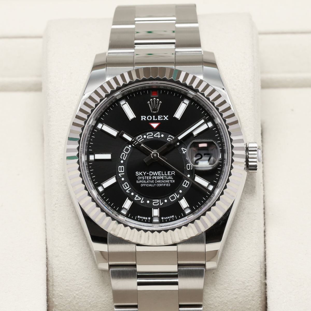 Rolex Sky Dweller 2025 Complete 42mm Oystersteel and White Gold Black Dial White Gold Fluted Ring Command Bezel Oystersteel Oyster Bracelet with Folding Oysterclasp 336934