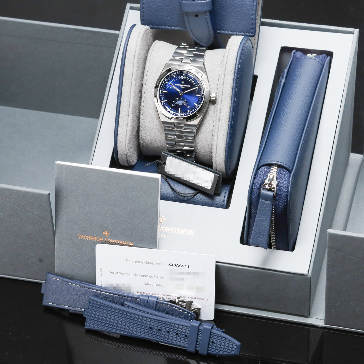 Vacheron Constantin Overseas 2025 Complete 41mm Stainless Steel Blue Dial Stainless Steel Maltese Cross-Inspired Bezel Stainless Steel Bracelet with Additional Dark Blue Leather and Rubber Straps 4000V/210A-B911