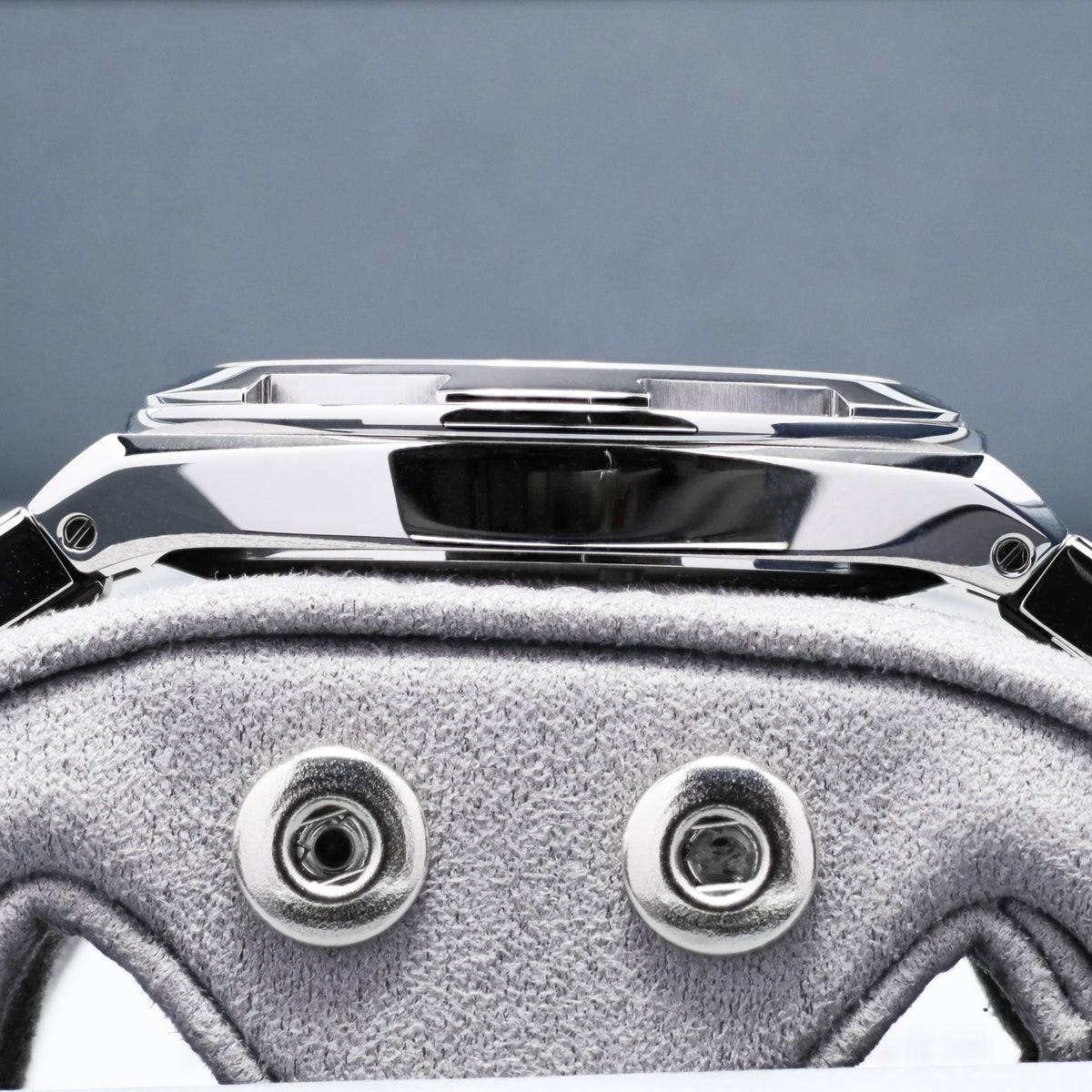 Vacheron Constantin Overseas 2025 Complete 41mm Stainless Steel Blue Dial Stainless Steel Maltese Cross-Inspired Bezel Stainless Steel Bracelet with Additional Dark Blue Leather and Rubber Straps 4000V/210A-B911