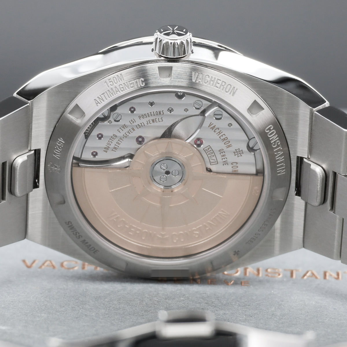 Vacheron Constantin Overseas 2025 Complete 41mm Stainless Steel Black Dial Stainless Steel Six-Sided Bezel Stainless Steel Integrated Bracelet with Triple-Blade Folding Clasp 4520V/210A-B483