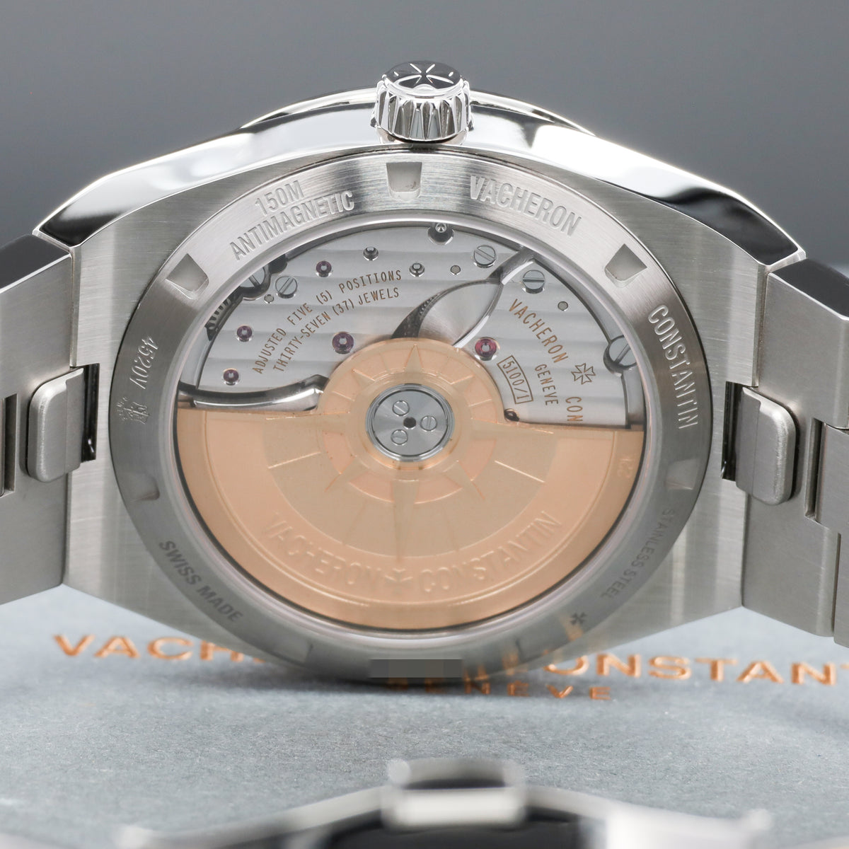 Vacheron Constantin Overseas 2025 Complete 41mm Stainless Steel Black Dial Stainless Steel Six-Sided Bezel Stainless Steel Integrated Bracelet with Triple-Blade Folding Clasp 4520V/210A-B483