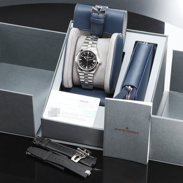 Vacheron Constantin Overseas 2025 Complete 41mm Stainless Steel Black Dial Stainless Steel Six-Sided Bezel Stainless Steel Integrated Bracelet with Triple-Blade Folding Clasp 4520V/210A-B483