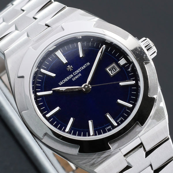 Vacheron Constantin Overseas 2026 Complete 34.5mm Stainless Steel Sunburst Blue Lacquered Dial Stainless Steel Maltese Cross-Inspired Bezel Integrated Stainless Steel Bracelet with Triple Folding Clasp 4600V