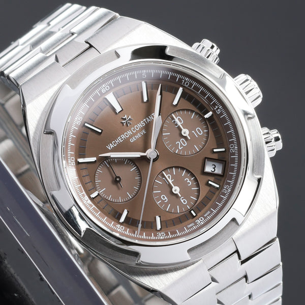 Vacheron Constantin Overseas 2017 Complete 42.5mm Stainless Steel Brown Dial Stainless Steel Six-Sided Bezel Stainless Steel Bracelet 5500V/110A