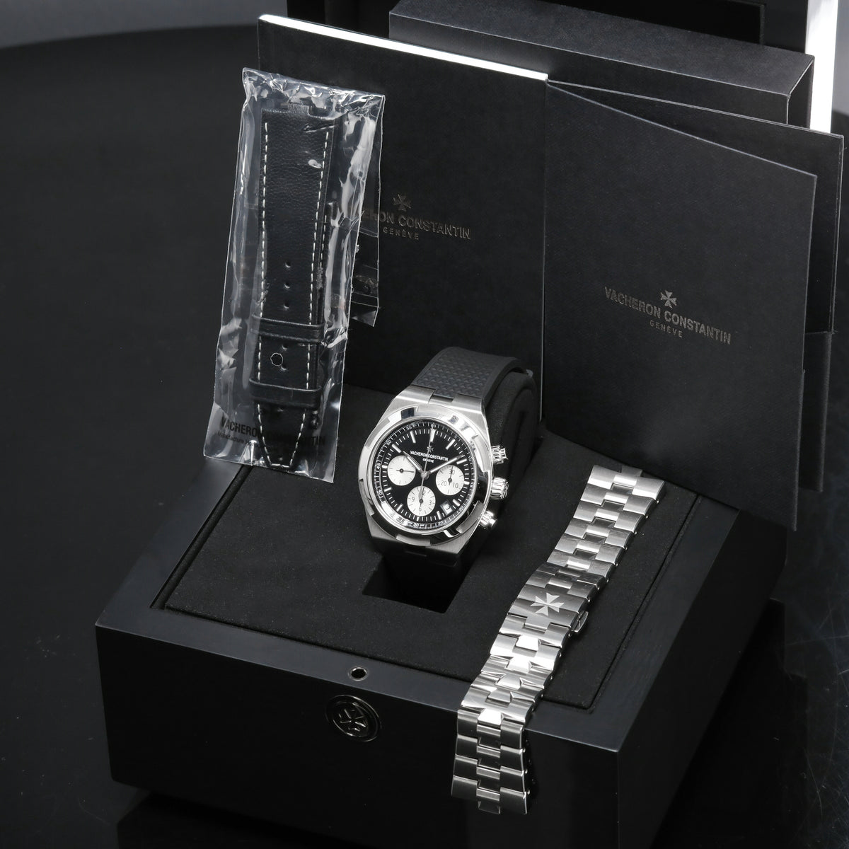Vacheron Constantin Overseas 2023 Complete 42.5mm Stainless Steel Black Dial Stainless Steel Maltese Cross-Inspired Bezel Stainless Steel Bracelet with Additional Strap Options 5500V/110A-B481