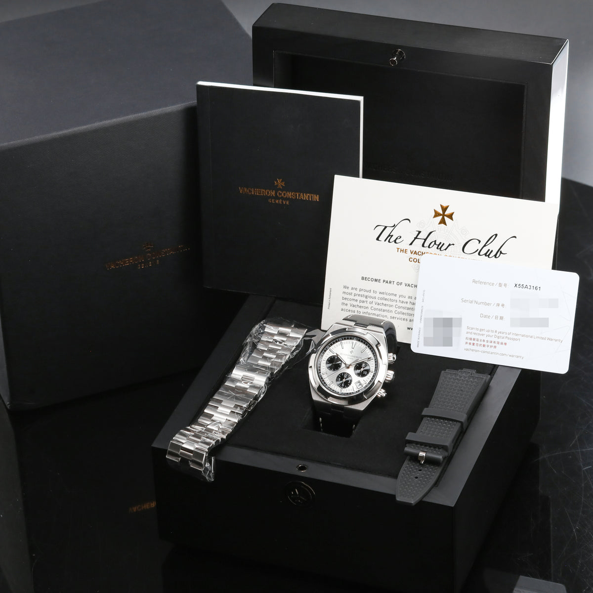Vacheron Constantin Overseas 2023 Complete 42.5mm Stainless Steel Silver Panda Dial Black Sub Dials Stainless Steel Maltese Cross-Inspired Bezel Stainless Steel Bracelet 5500V/110A-B686