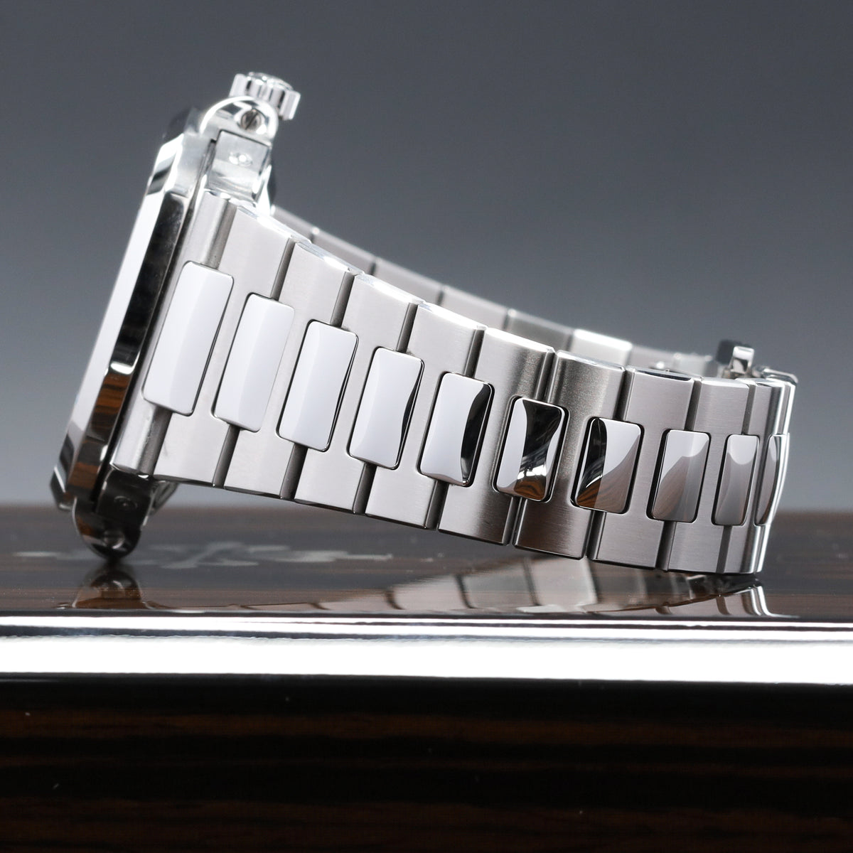 Patek Philippe Nautilus Complete 40mm Stainless Steel Blue Dial Rounded Octagonal Bezel Integrated Nautilus Bracelet 57261A