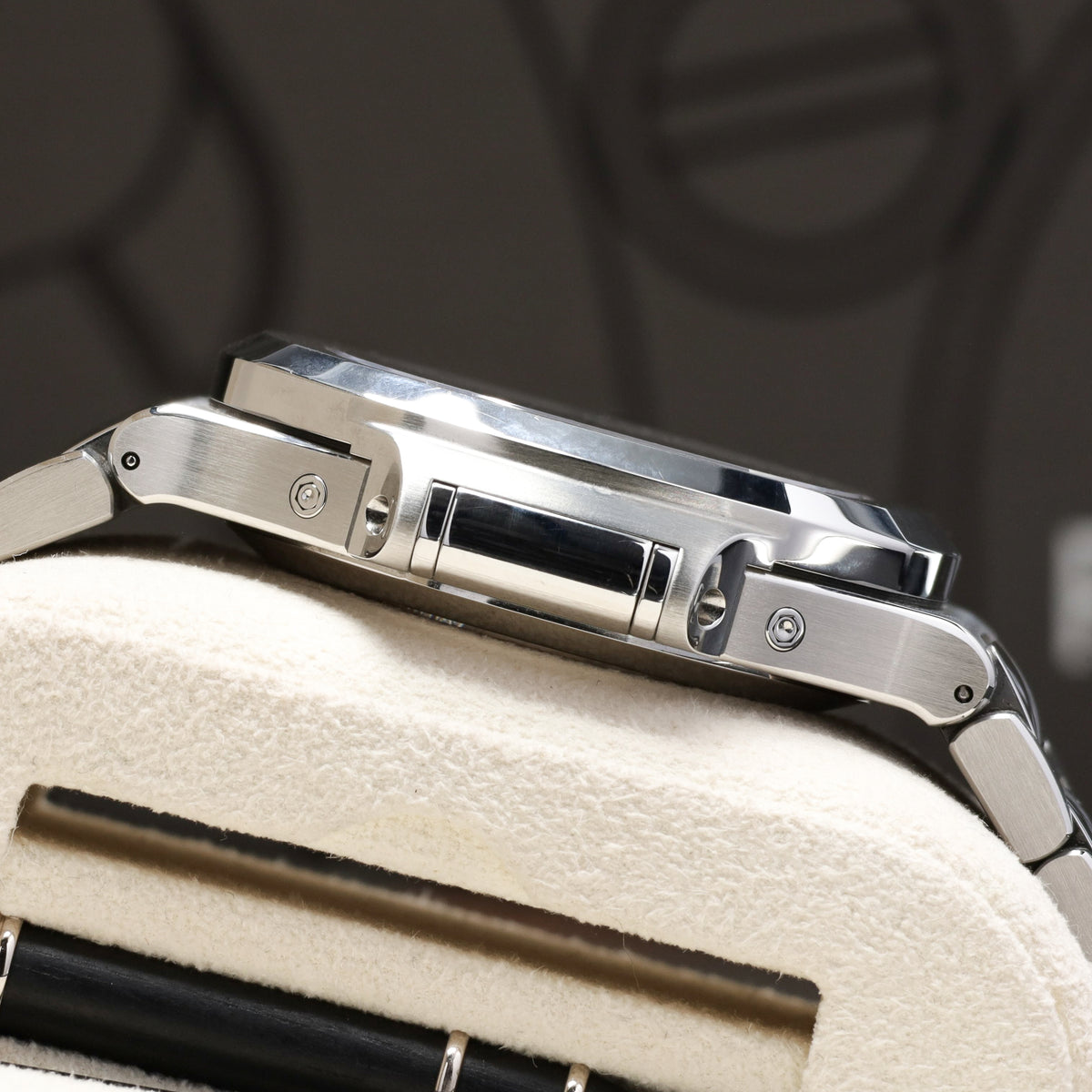 Patek Philippe Nautilus Complete 40mm Stainless Steel Blue Dial Rounded Octagonal Bezel Integrated Nautilus Bracelet 57261A