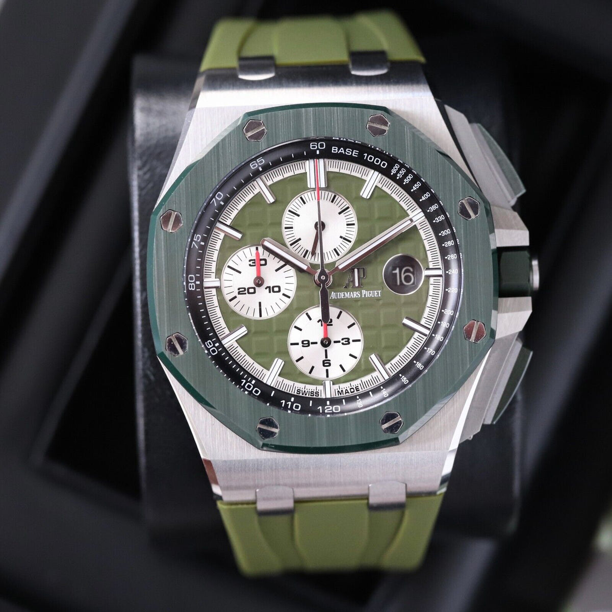 Audemars Piguet Royal Oak Offshore 44mm LTD ED 1/400 Green Camo 26400SO B&P Mint