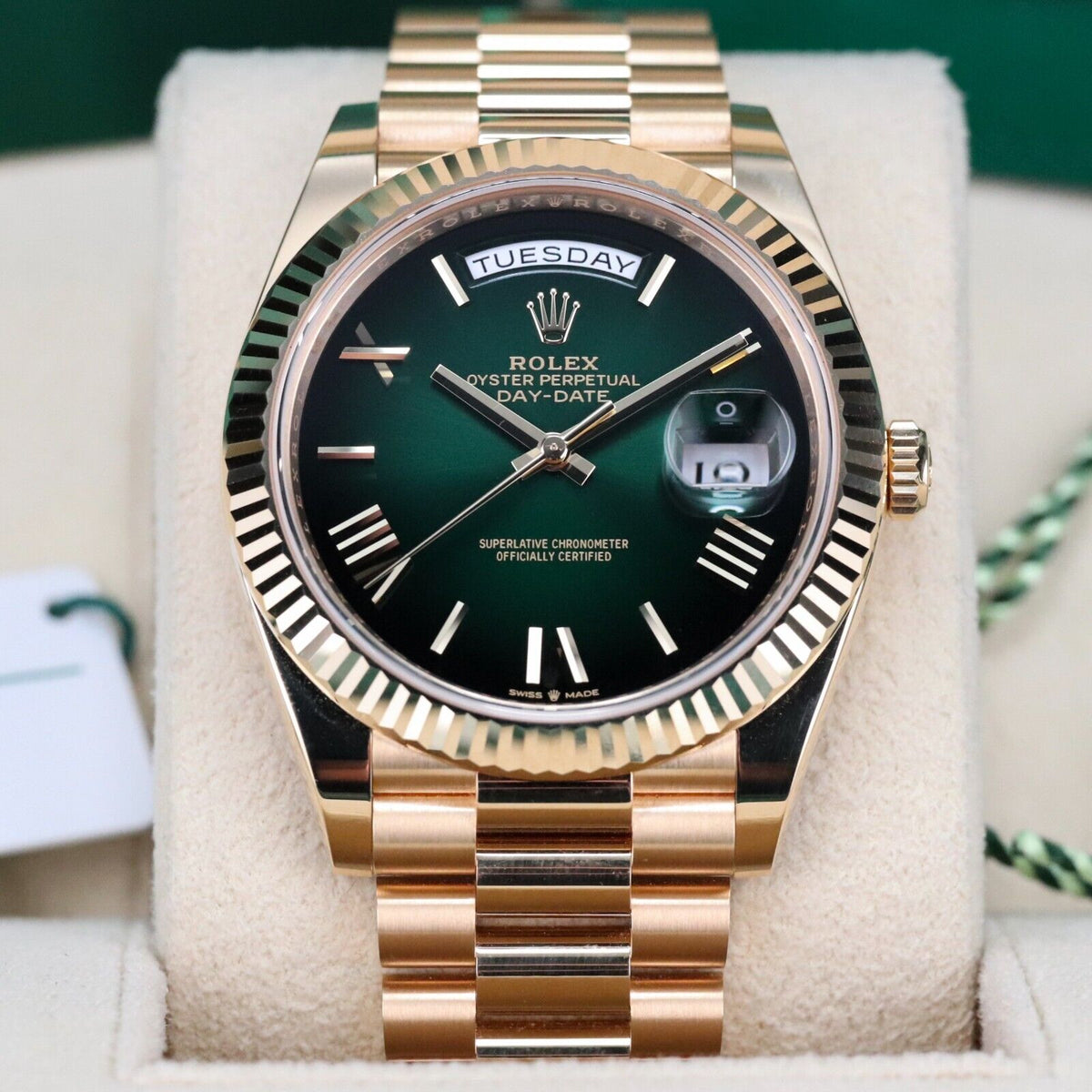 2024 Rolex Day-Date NEW Green Ombre Dial 40mmYellow Gold President 228238 Unworn