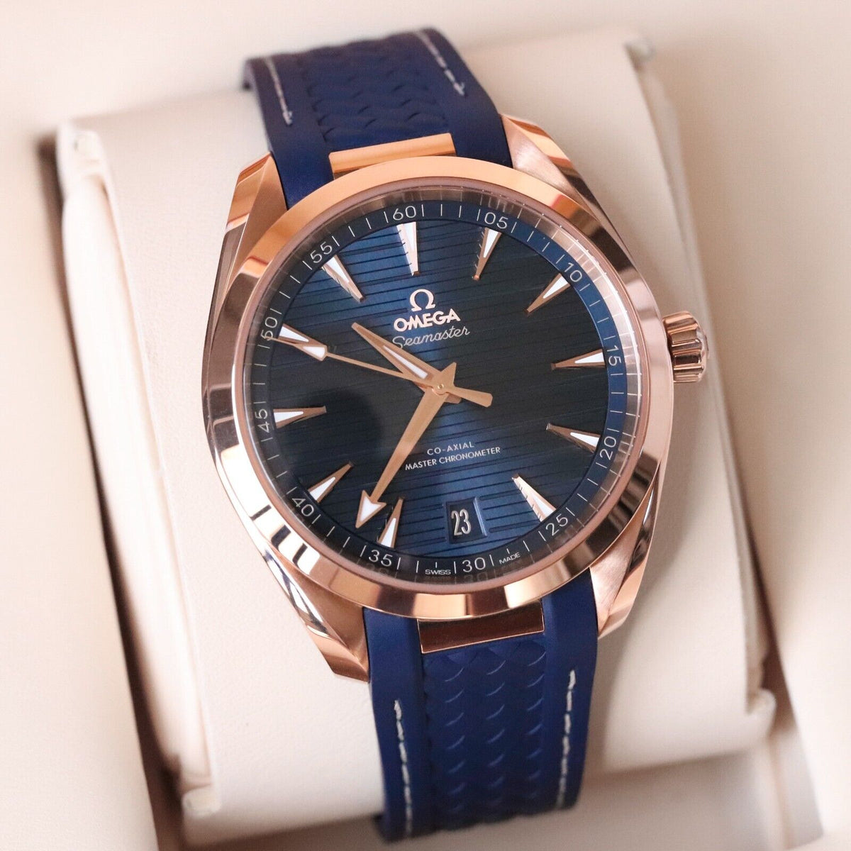 Omega Seamaster Aqua Terra 41mm Sedna Rose Gold Blue Dial 220.52.41.21.03.001