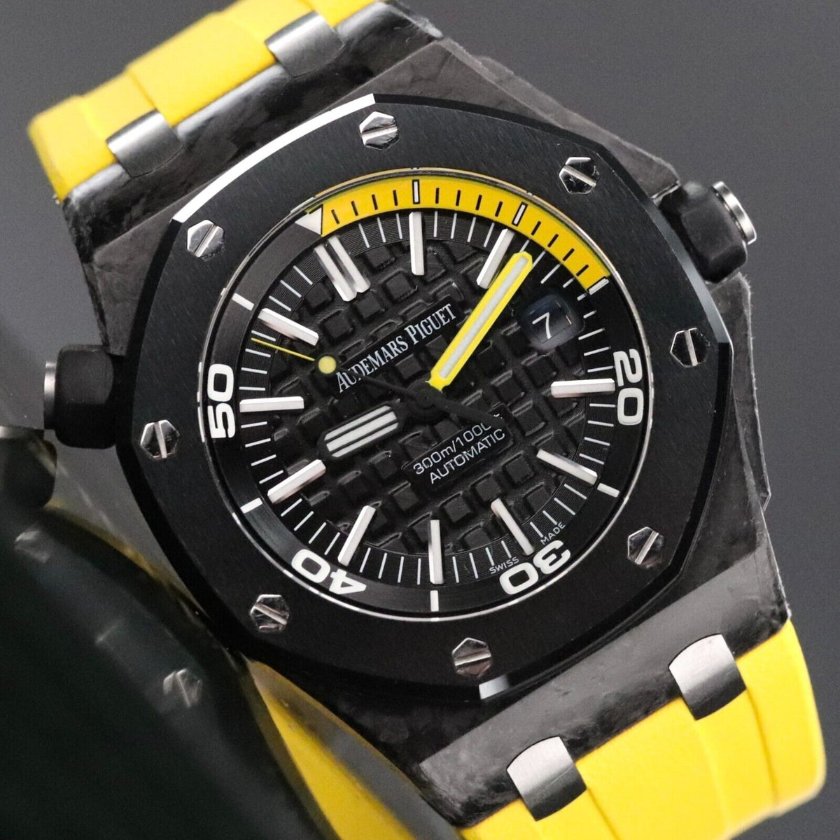 Audemars Piguet Royal Oak Offshore Diver 42mm Forged Carbon Yellow 15706AU MINT