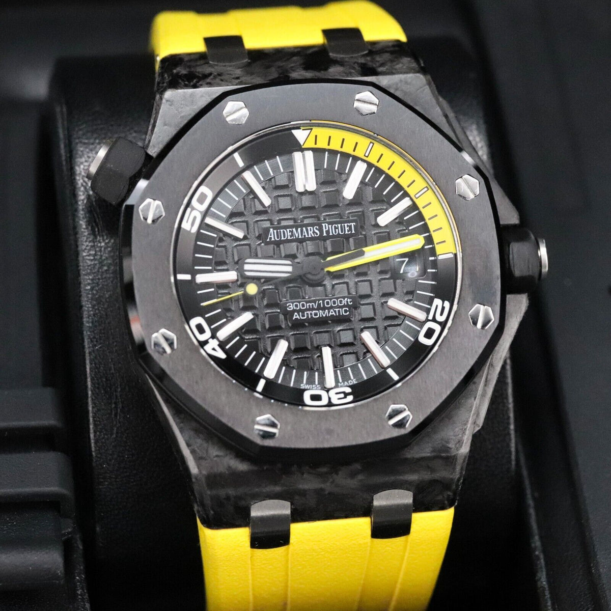 Audemars Piguet Royal Oak Offshore Diver 42mm Forged Carbon Yellow 15706AU MINT