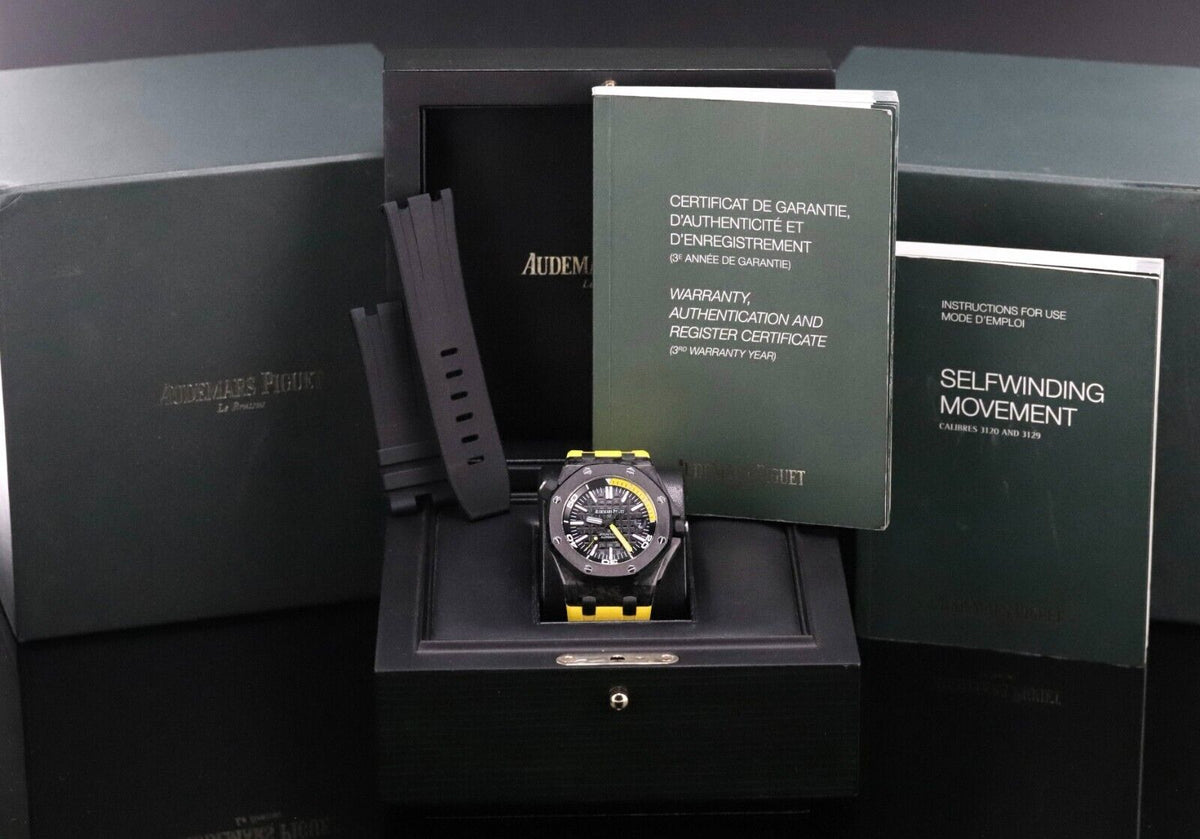 Audemars Piguet Royal Oak Offshore Diver 42mm Forged Carbon Yellow 15706AU MINT