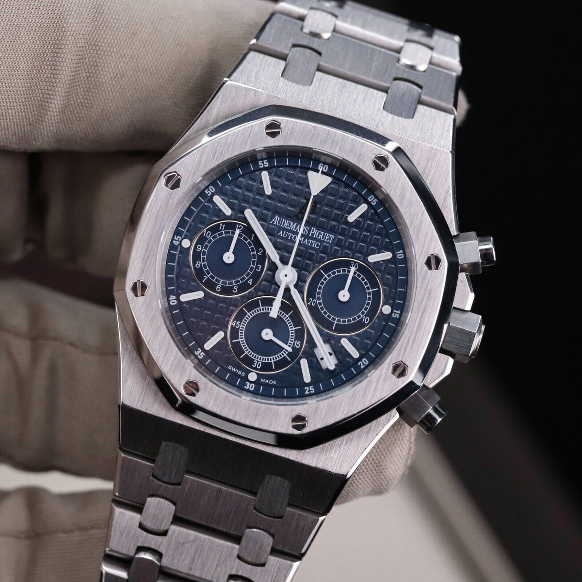 Audemars Piguet Royal Oak Chrono 39mm Blue White Dial RARE 26300ST - Box & Paper