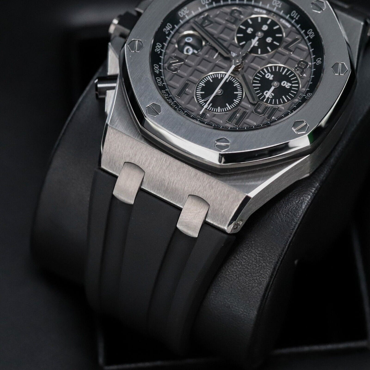 Audemars Piguet Royal Oak Offshore 42mm SERVICED Elephant Steel Chrono 26470ST