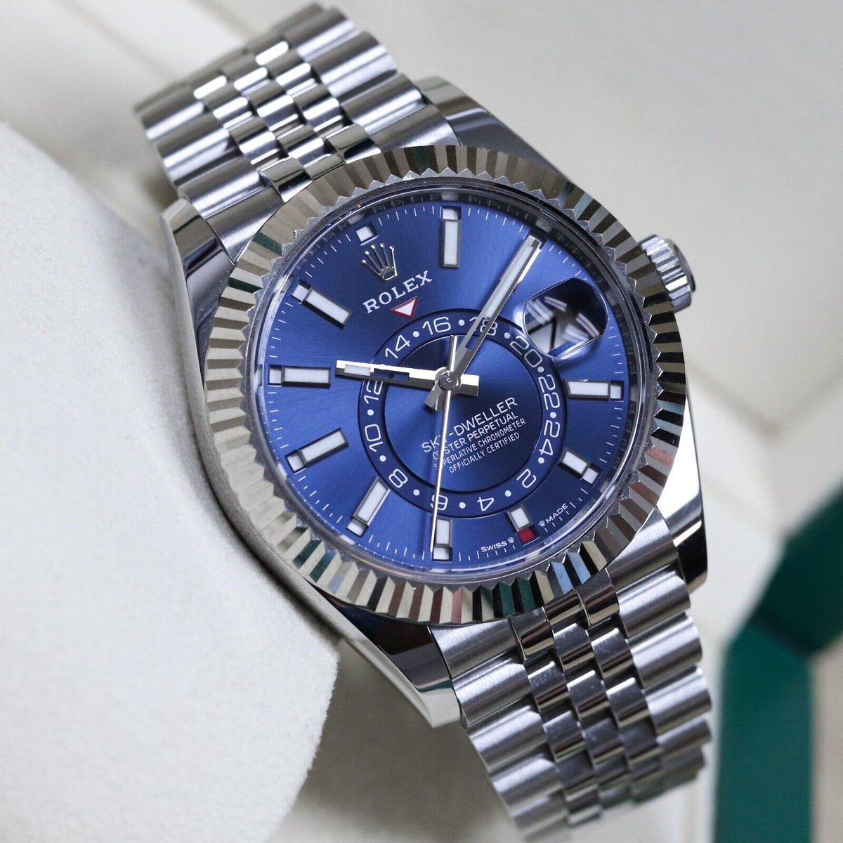 2023 Rolex Sky-Dweller 42mm Blue Dial Fluted Steel Jubilee 336934 - Complete