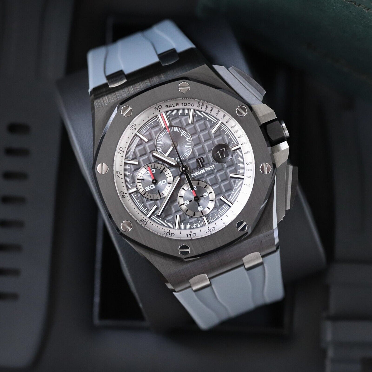 Audemars Piguet Royal Oak Offshore Chrono 44mm Ceramic Anthracite 44mm 26405CE.OO.A002CA.01