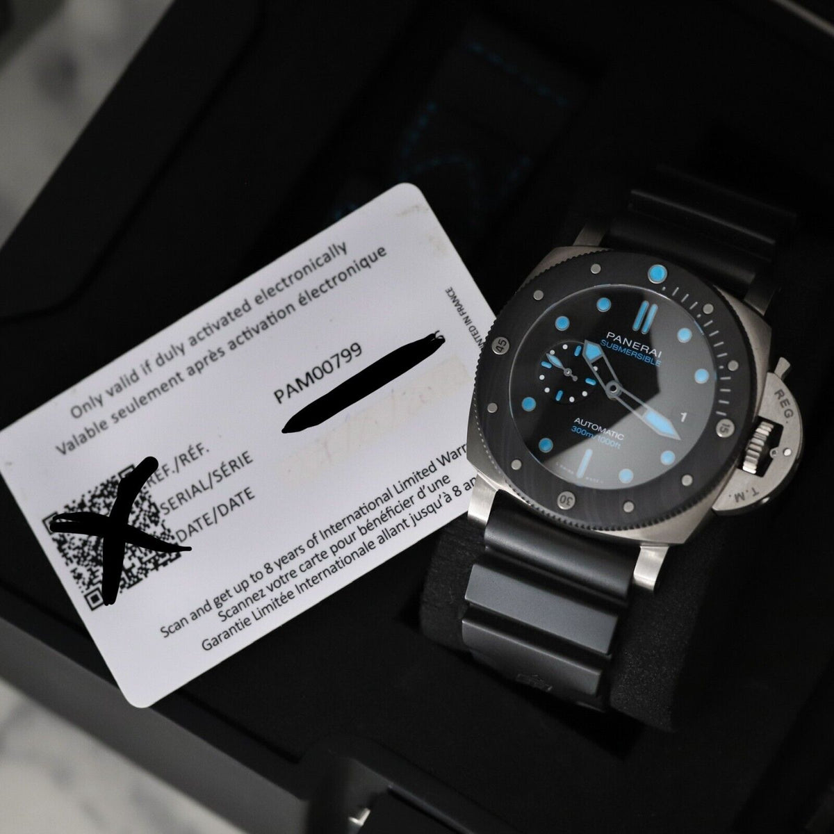 Panerai Luminor Submersible Carbotech 47mm Blue BMG-Tech PAM00799 PAM 799 - MINT