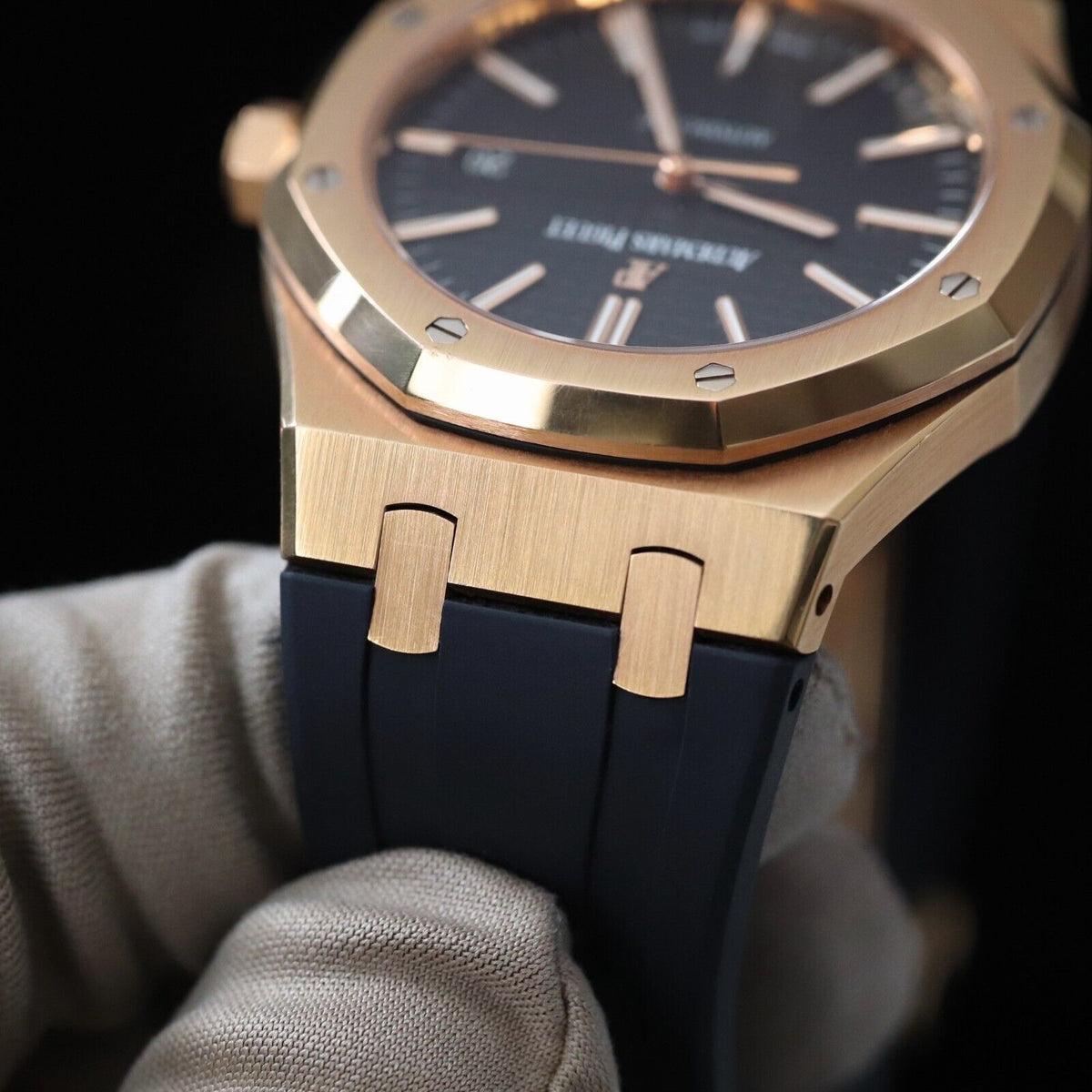 Audemars Piguet Royal Oak Automatic 41mm Rose Gold Black Dial 15400OR Mint