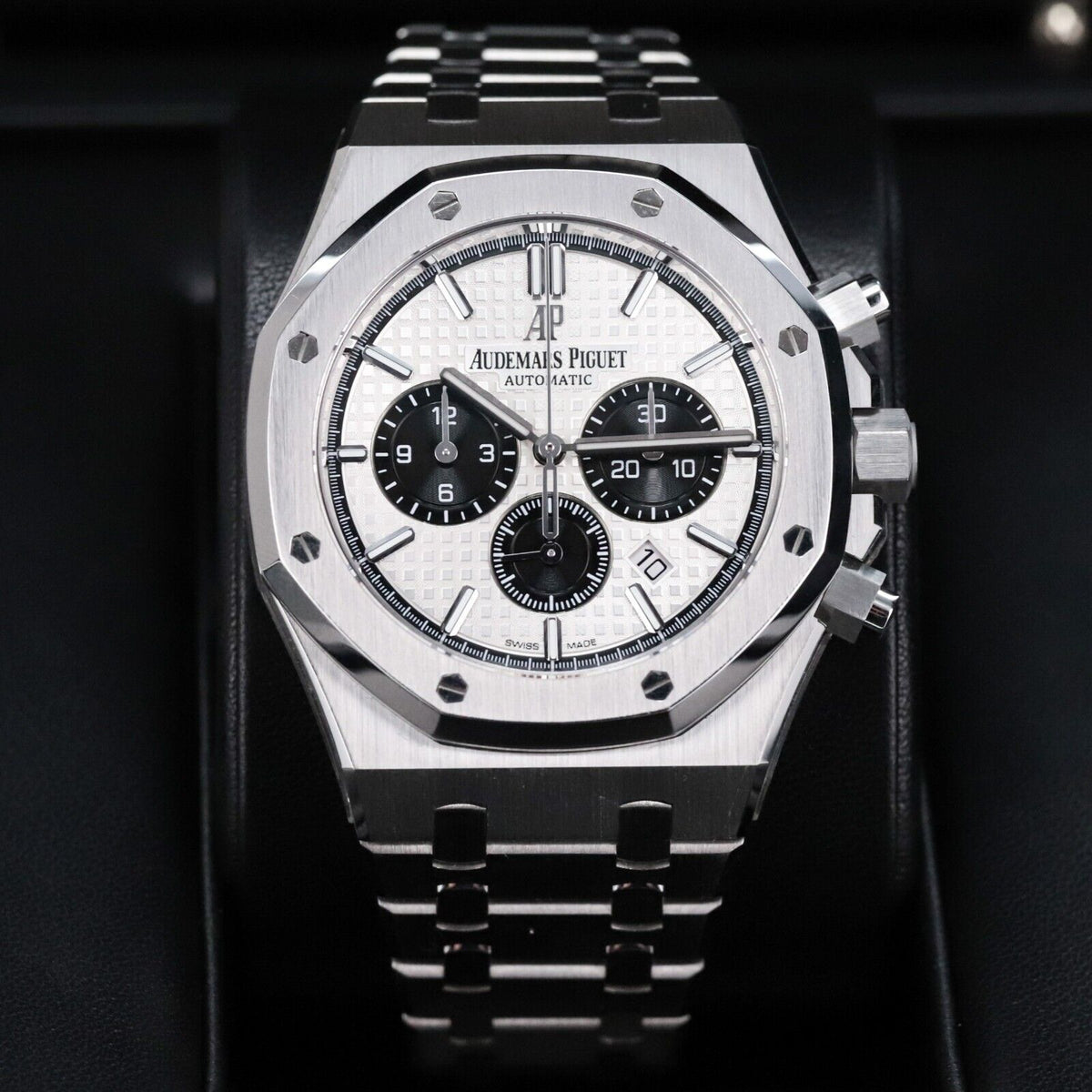 Audemars Piguet Royal Oak Chrono 41mm White Dial Black Steel Panda 26331ST