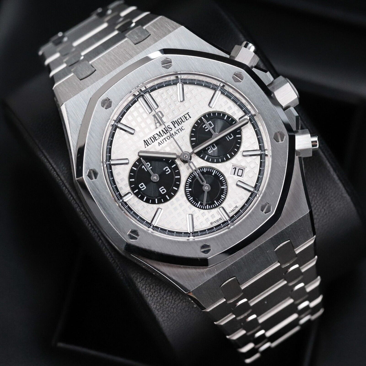 Audemars Piguet Royal Oak Chrono 41mm White Dial Black Steel Panda 26331ST