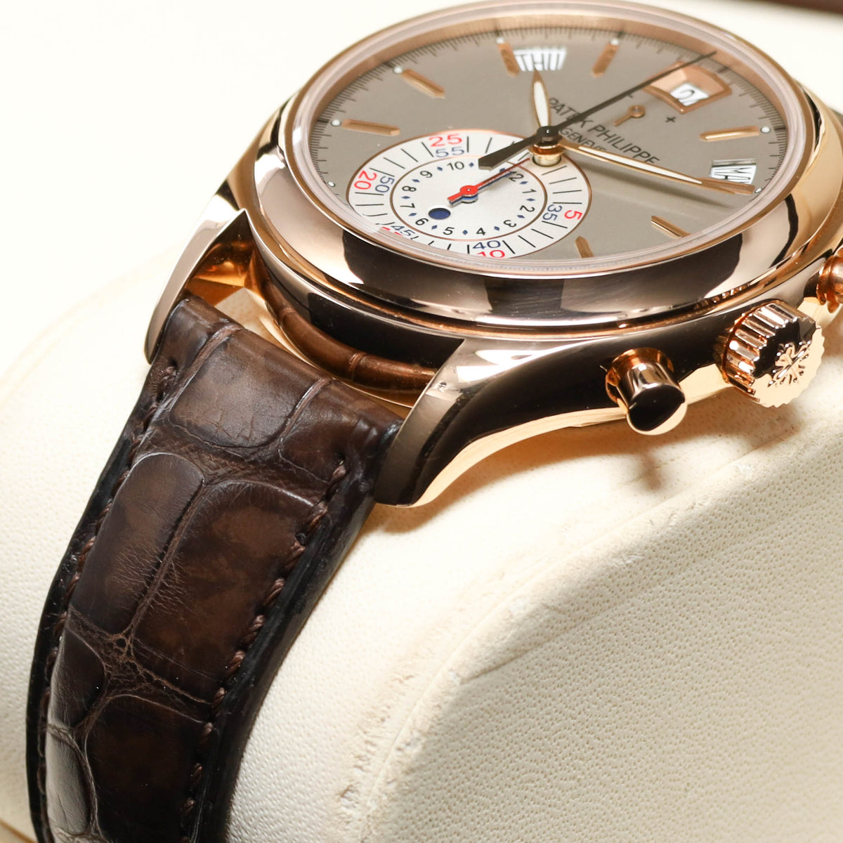 Patek Annual Calendar 2011 Complete 40.5mm 18k Rose Gold Silver White Dial 18k Rose Gold Bezel Brown Alligator Leather Strap 5960R-001