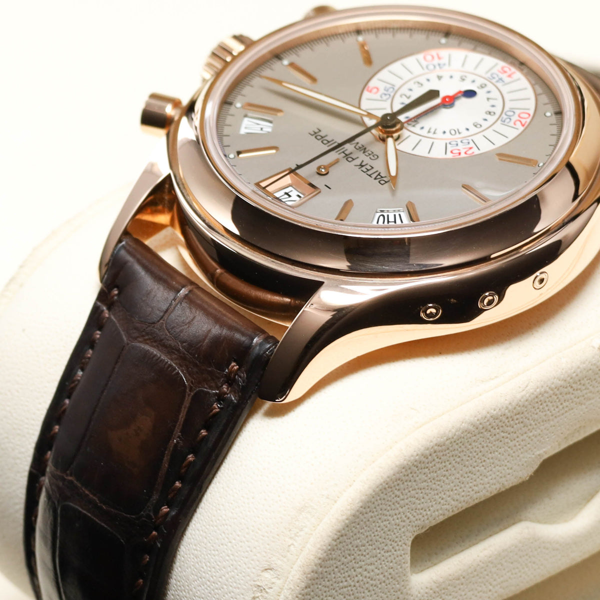 Patek Annual Calendar 2011 Complete 40.5mm 18k Rose Gold Silver White Dial 18k Rose Gold Bezel Brown Alligator Leather Strap 5960R-001