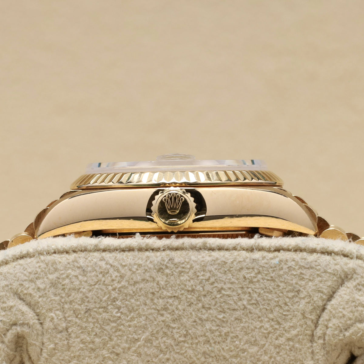 Rolex Datejust 26mm 18k Yellow Gold Case,Datejust Dial Yellow Gold Fluted Bezel 18k Yellow Gold Jubilee Bracelet 69178