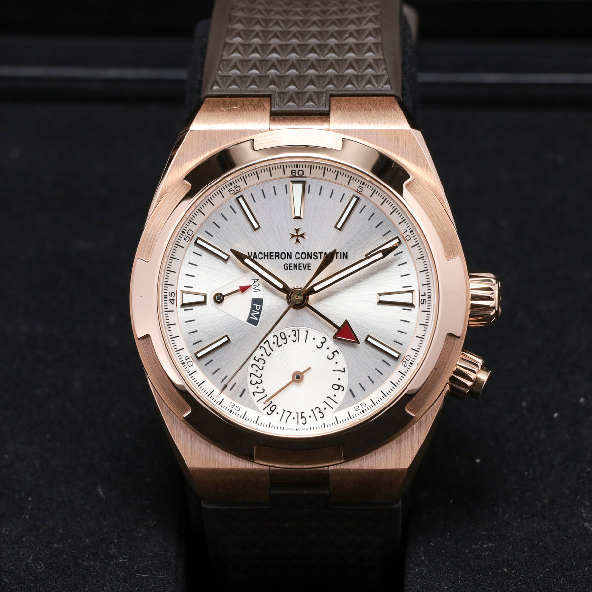 Vacheron Overseas 2020 Complete 42.5mm 18k Rose Gold Silver Sunburst Overseas Maltese Cross Inspired Bezel Black Rubber Strap 7900V