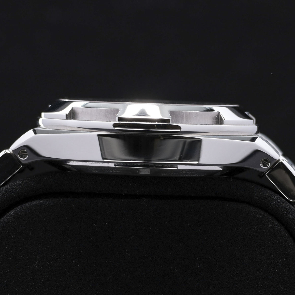 Vacheron Constantin Overseas 2021 Complete 41mm Stainless Steel Blue Dial Stainless Steel Bezel Stainless Steel Bracelet 7900V