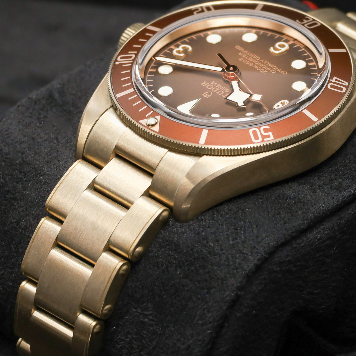 Tudor Black Bay 58 2026 Complete 39mm Bronze Brown-Bronze Gradient Dial Bronze Bezel with Brown-Bronze Aluminum Insert Bronze Bracelet with T-fit Clasp 79012M