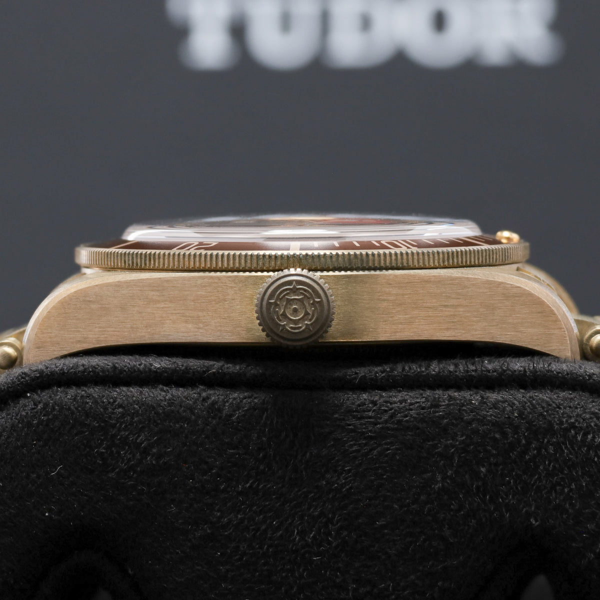 Tudor Black Bay 58 2026 Complete 39mm Bronze Brown-Bronze Gradient Dial Bronze Bezel with Brown-Bronze Aluminum Insert Bronze Bracelet with T-fit Clasp 79012M
