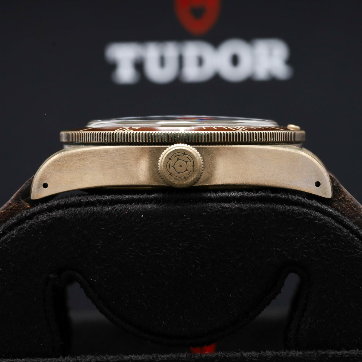 Tudor Black Bay 43mm Bronze Dark Brown/Black Dial Bronze Bezel Leather Strap 79250BM