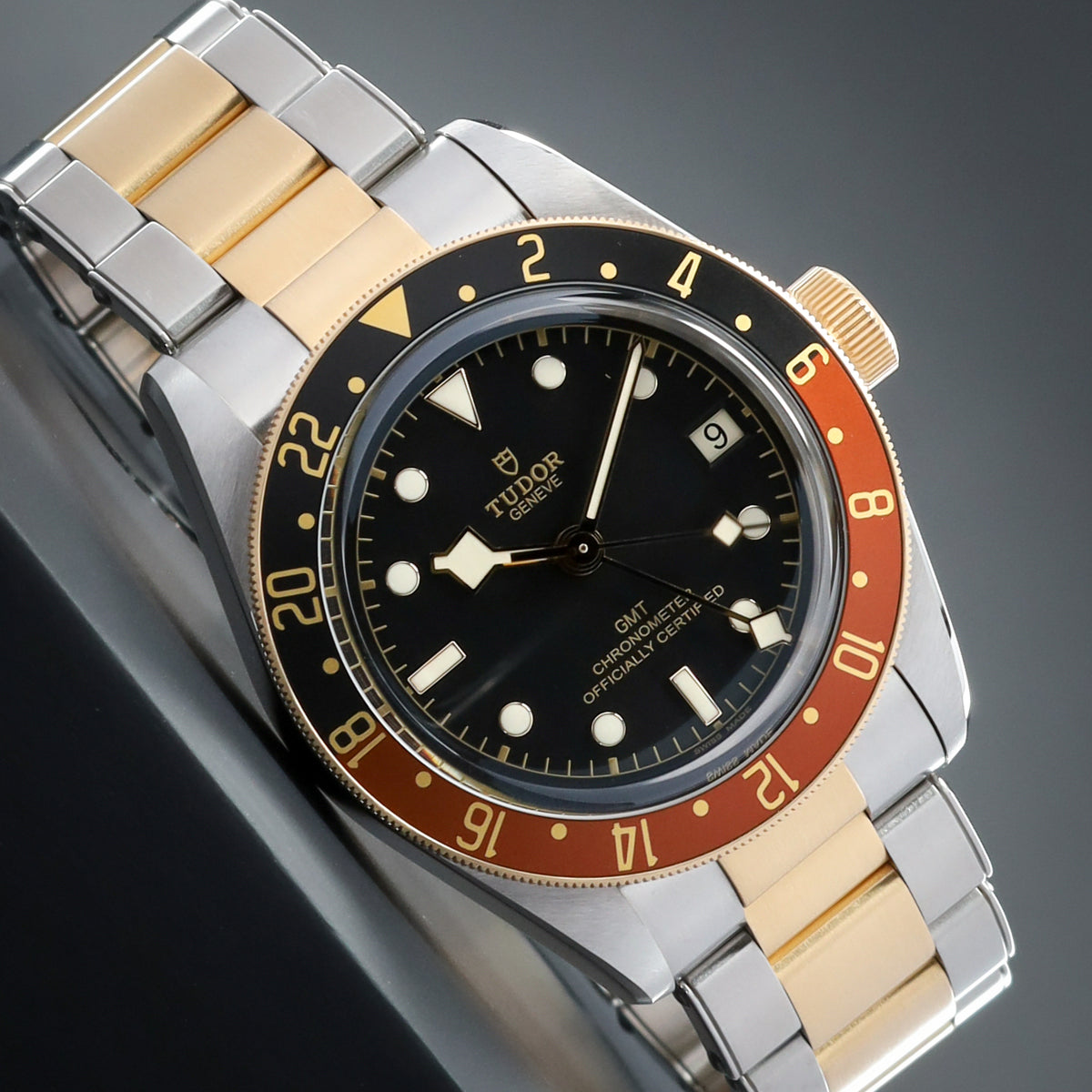 Tudor Black Bay GMT Rootbeer 2025 Complete 41mm Black Dial Two Tone Gold Ceramic Bezel 79833MN