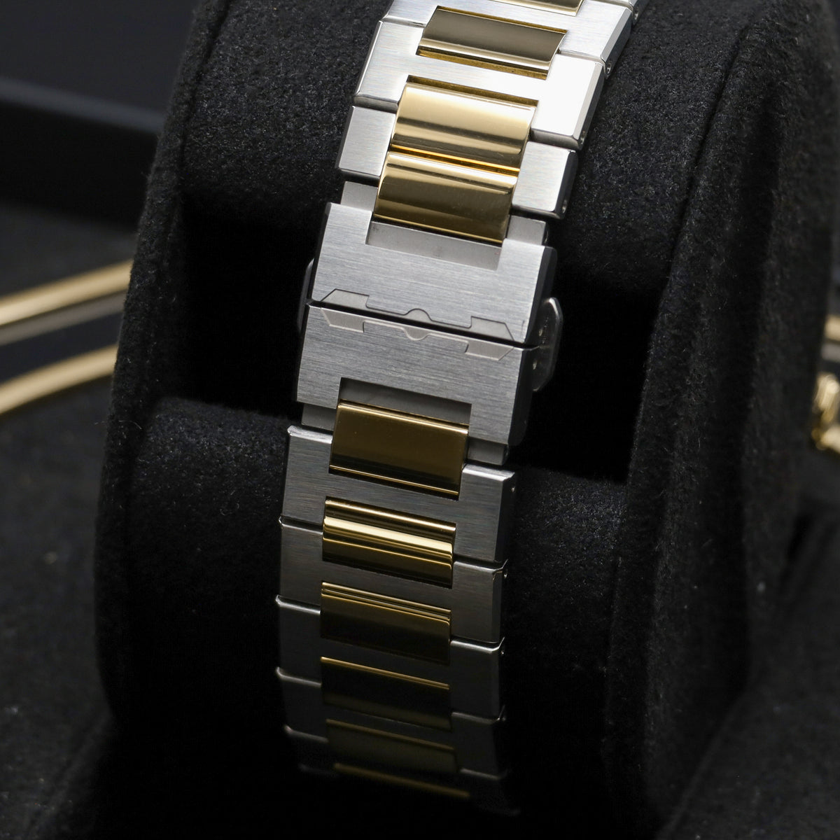 Girard-Perregaux Laureato 2026 Complete 39mm Stainless Steel Blue Clou de Paris Dial Stainless Steel with Yellow Gold Accents Bezel Two-Tone Stainless Steel and Yellow Gold Bracelet 81008-63-3412-1CM