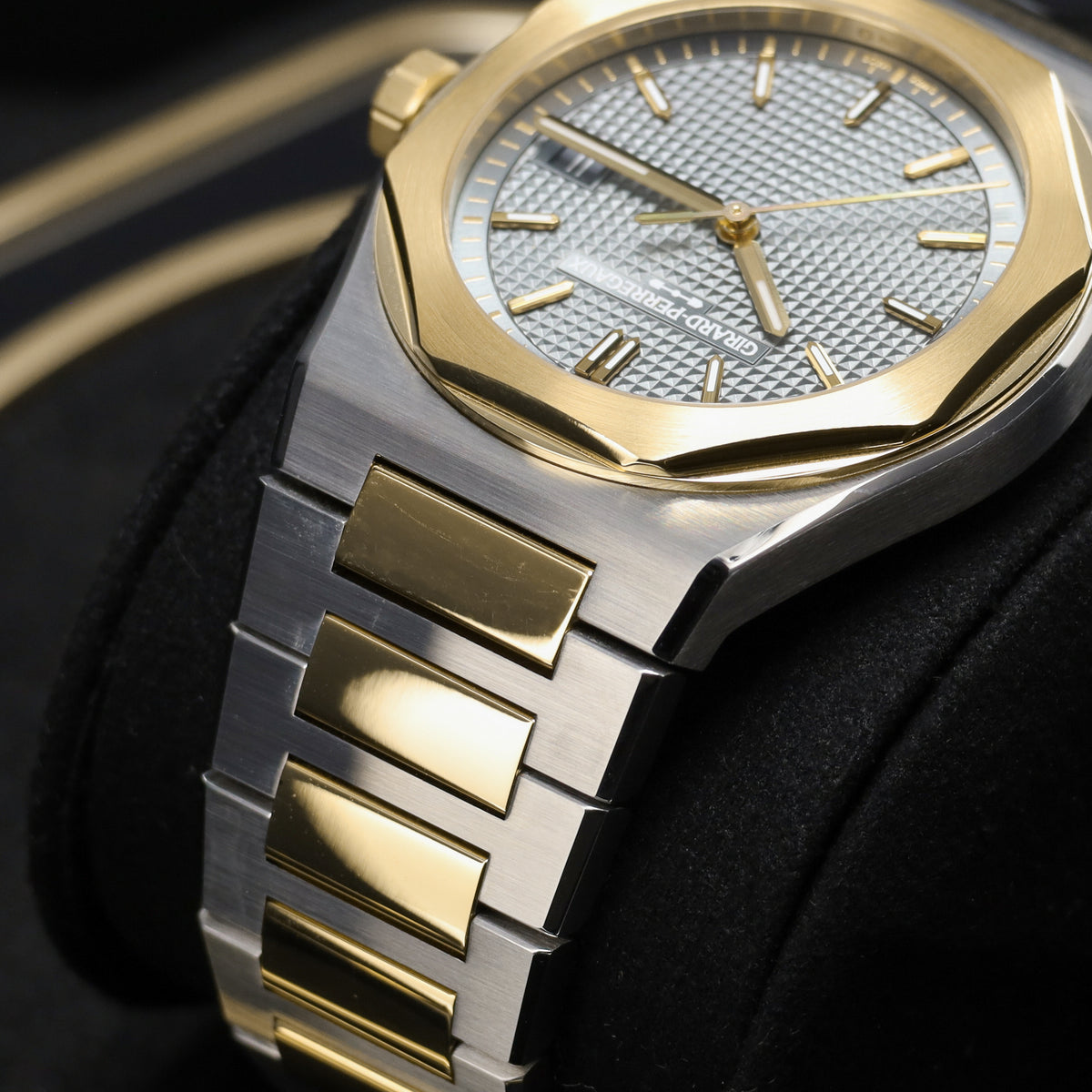 Girard-Perregaux Laureato 2026 Complete 39mm Stainless Steel Blue Clou de Paris Dial Stainless Steel with Yellow Gold Accents Bezel Two-Tone Stainless Steel and Yellow Gold Bracelet 81008-63-3412-1CM