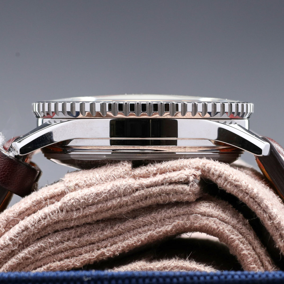 Breitling Navitimer 2022 Complete 43mm Stainless Steel Mercury Dial Stainless Steel Slide Rule Bezel Stainless Steel Bracelet A13324