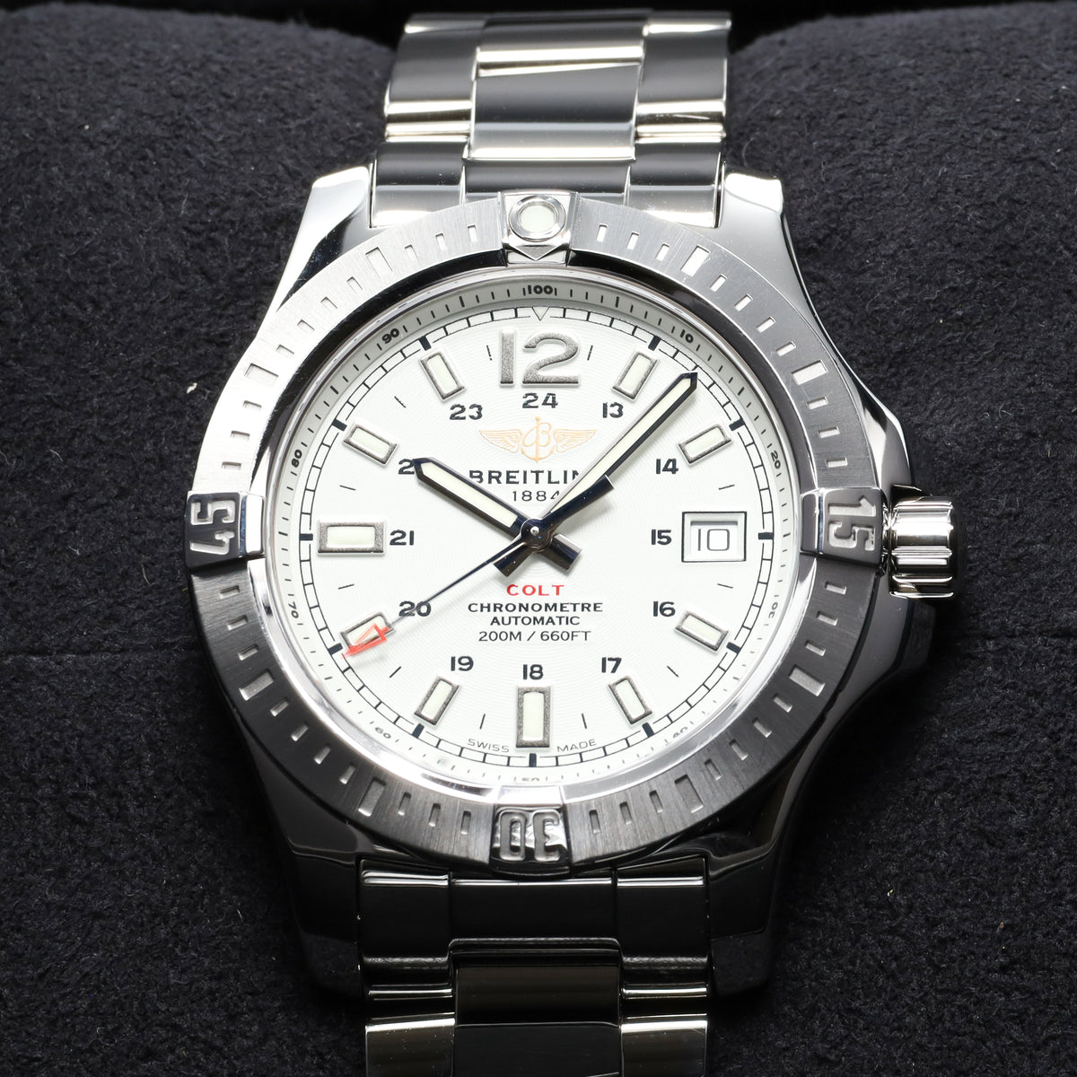 Breitling Colt 41 Automatic 2019 41mm Steel Case White Dial Steel Unidirectional Bezel Steel Bracelet A1731311