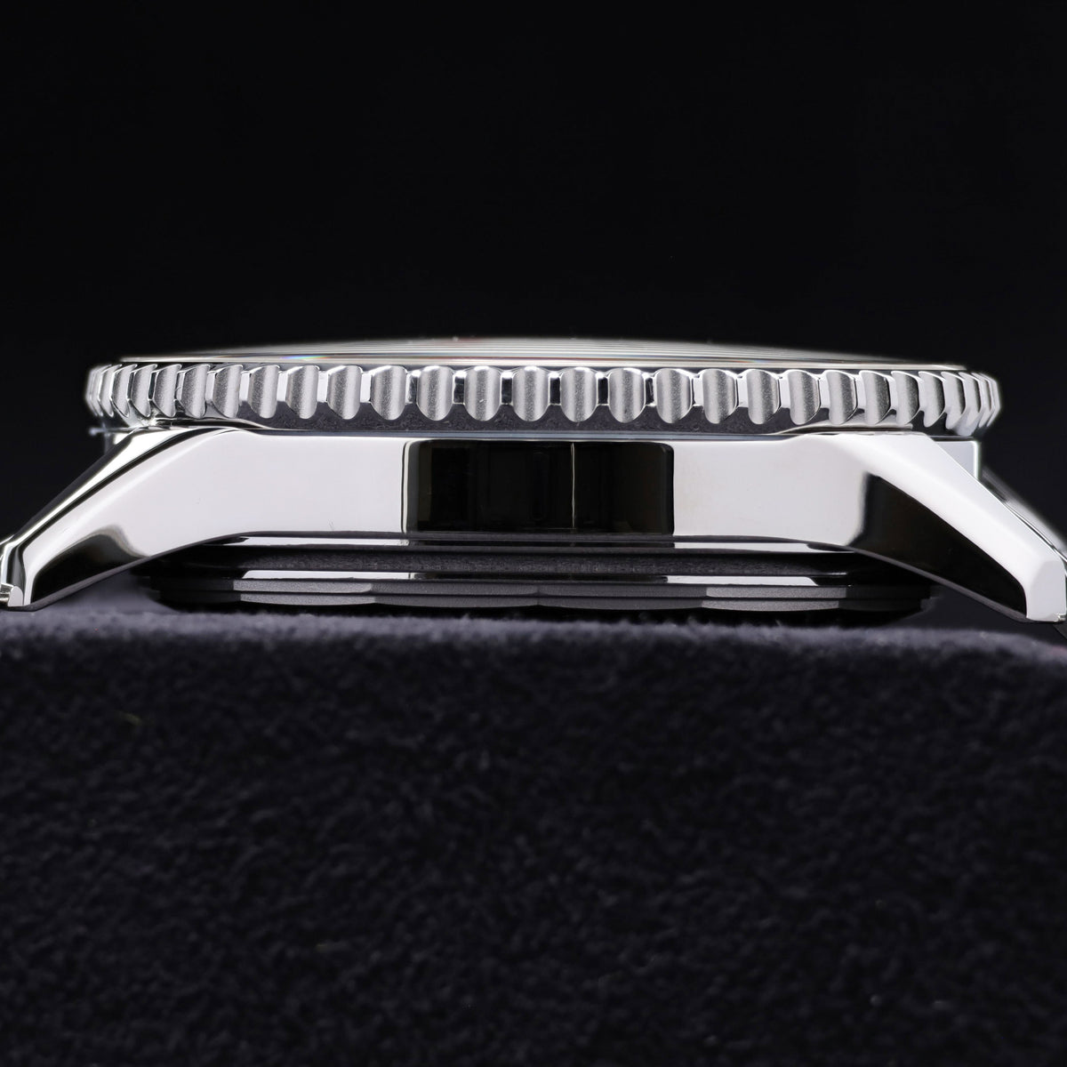Breitling Chronometre Navitimer Complete 46mm Stainless Steel White Dial Stainless Steel Slide Rule Bezel Stainless Steel Bracelet  AB044121