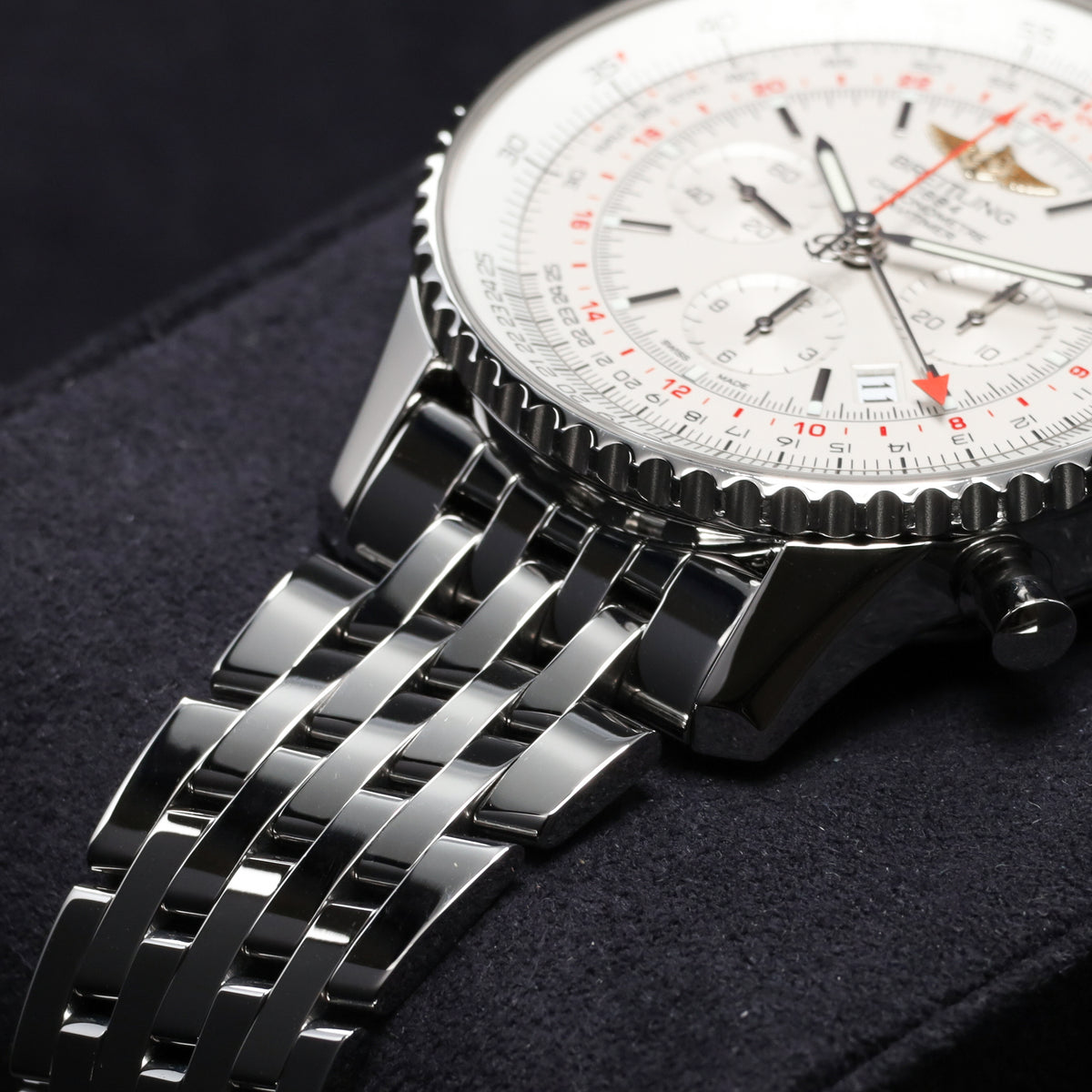 Breitling Chronometre Navitimer Complete 46mm Stainless Steel White Dial Stainless Steel Slide Rule Bezel Stainless Steel Bracelet  AB044121