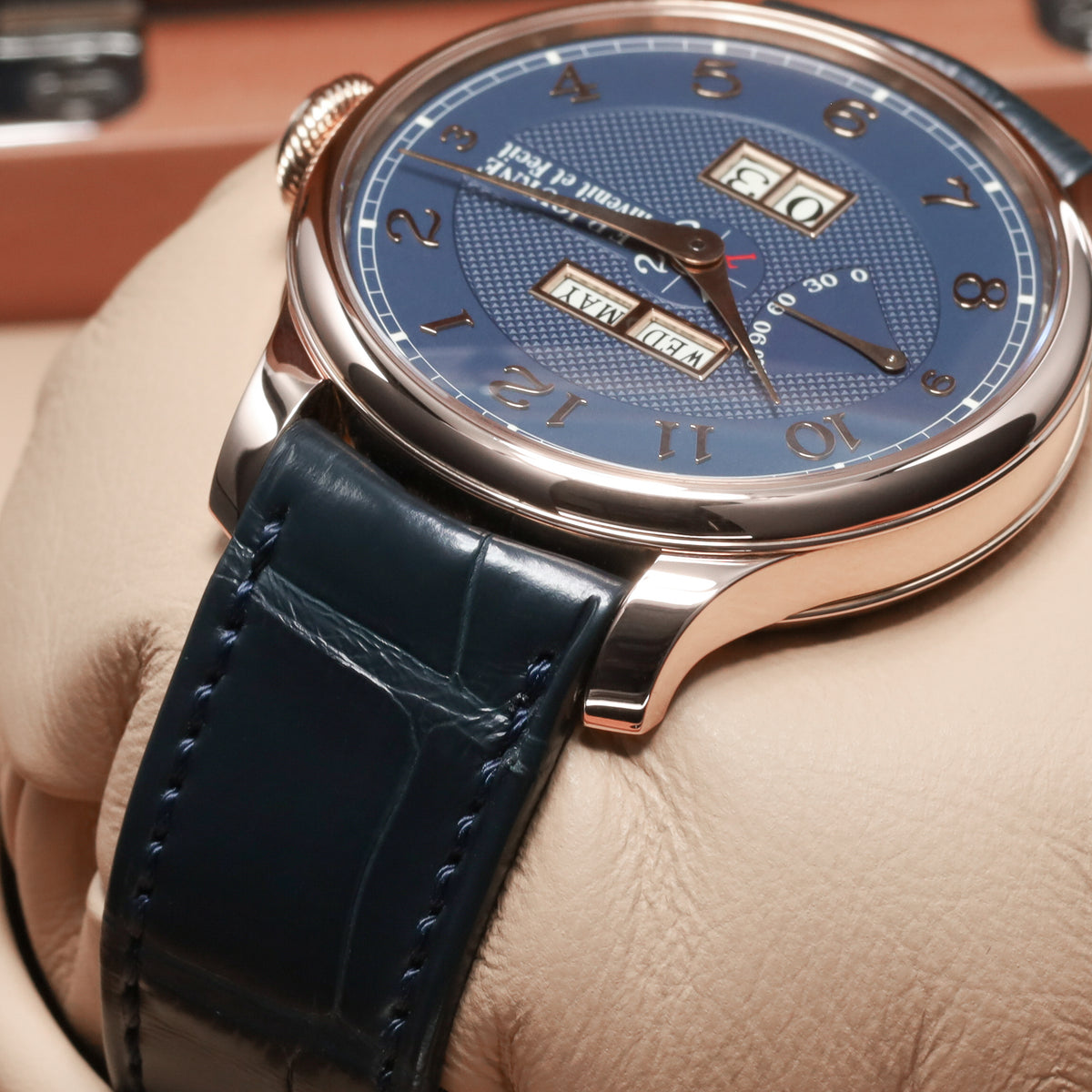 FP Journe  Quantieme Perpetuel 2026 Complete 40mm 950 Platinum or 18k Red Gold Silver Dial Matching Precious Metal Bezel Alligator Leather Strap  FP Journe-352