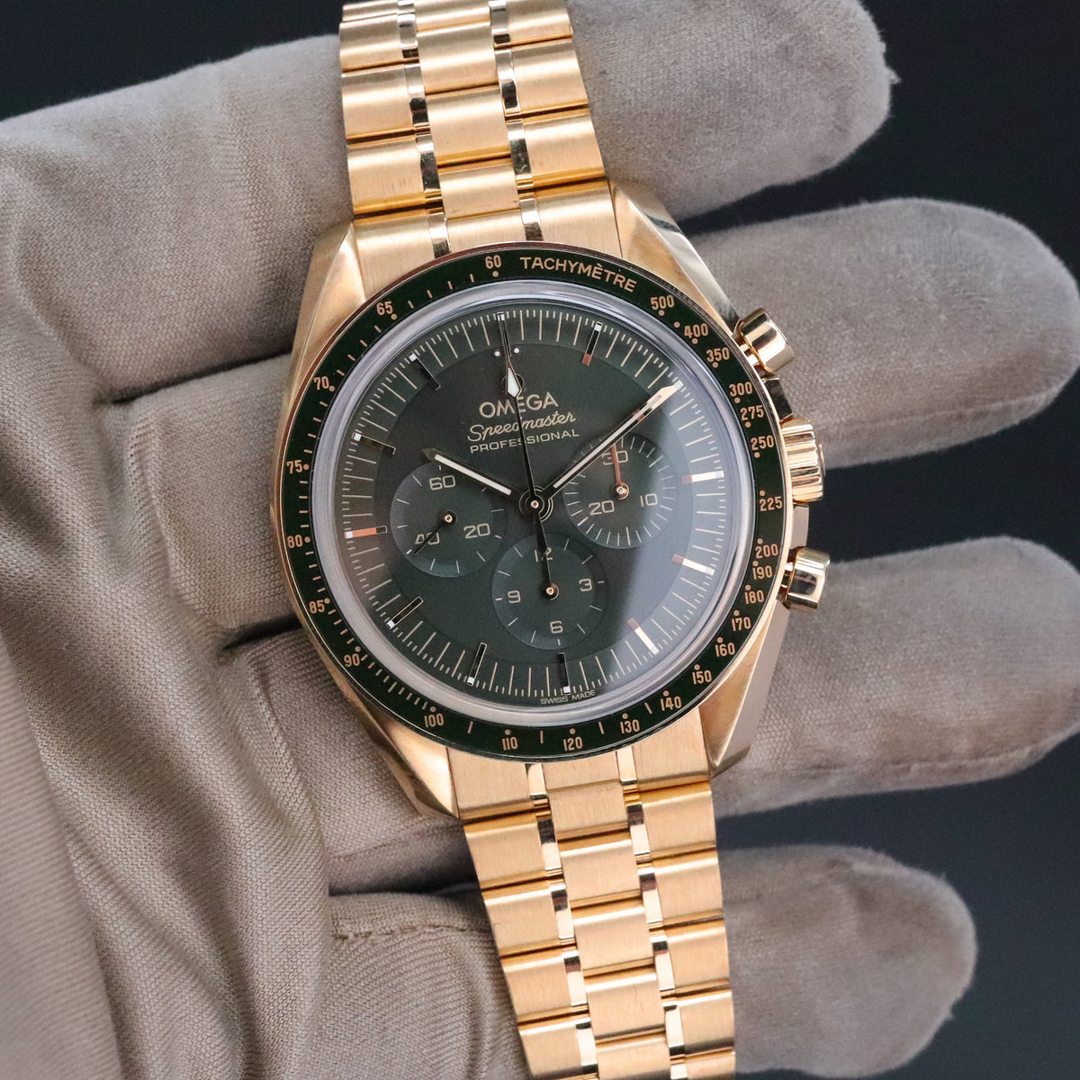 Omega Speedmaster Professional Moonwatch 42mm [2025 COMPLETE] Green 18k Yellow Gold Exhibition Complete Set