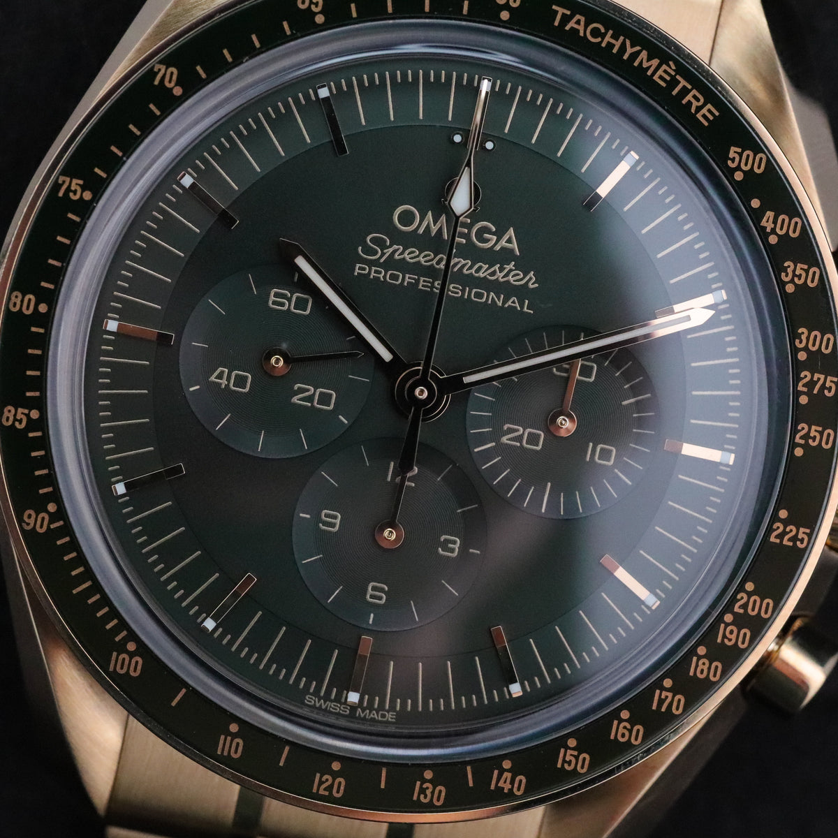 Omega Speedmaster Professional Moonwatch 42mm [2025 COMPLETE] Green 18k Yellow Gold Exhibition Complete Set