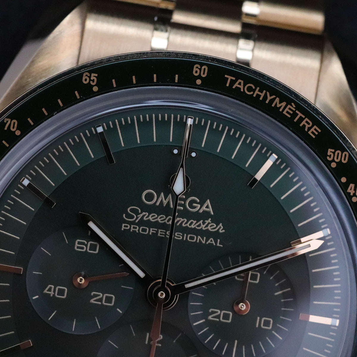 Omega Speedmaster Professional Moonwatch 42mm [2025 COMPLETE] Green 18k Yellow Gold Exhibition Complete Set